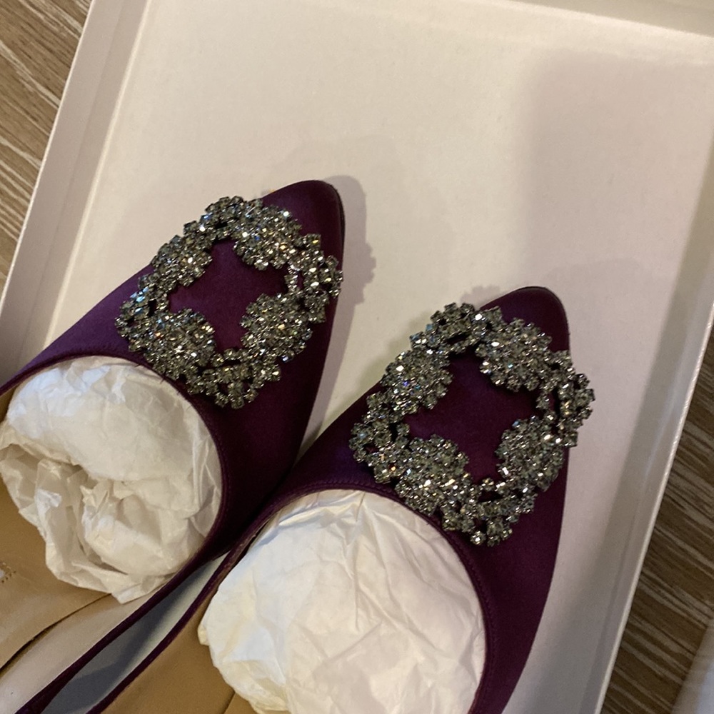 Manolo Blahnik purple heels 105 cm